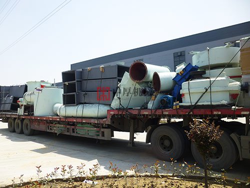 內蒙鄂爾多斯大型5R4119雷蒙磨粉機生產線設備發貨
